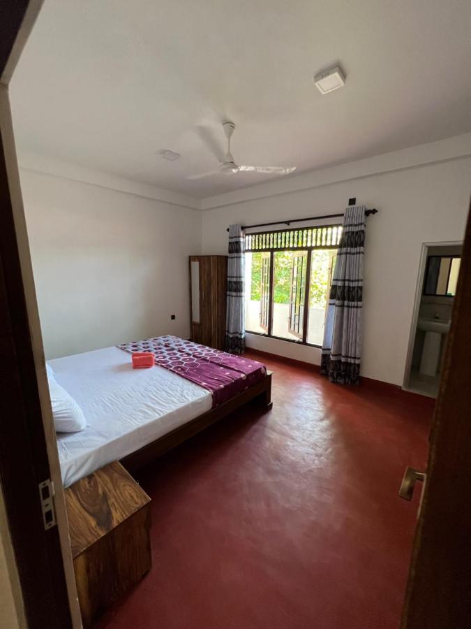 Appartamento Mrmango Weligama Esterno foto