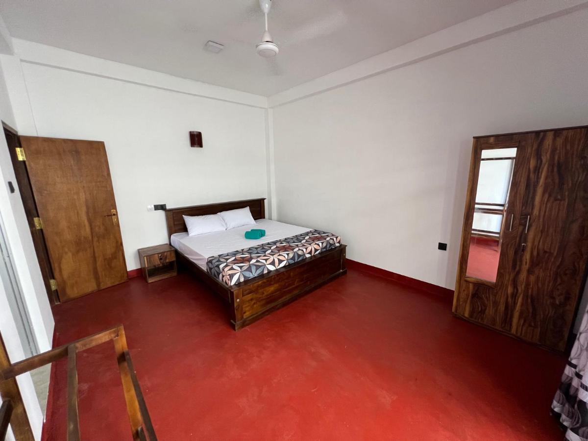 Appartamento Mrmango Weligama Esterno foto