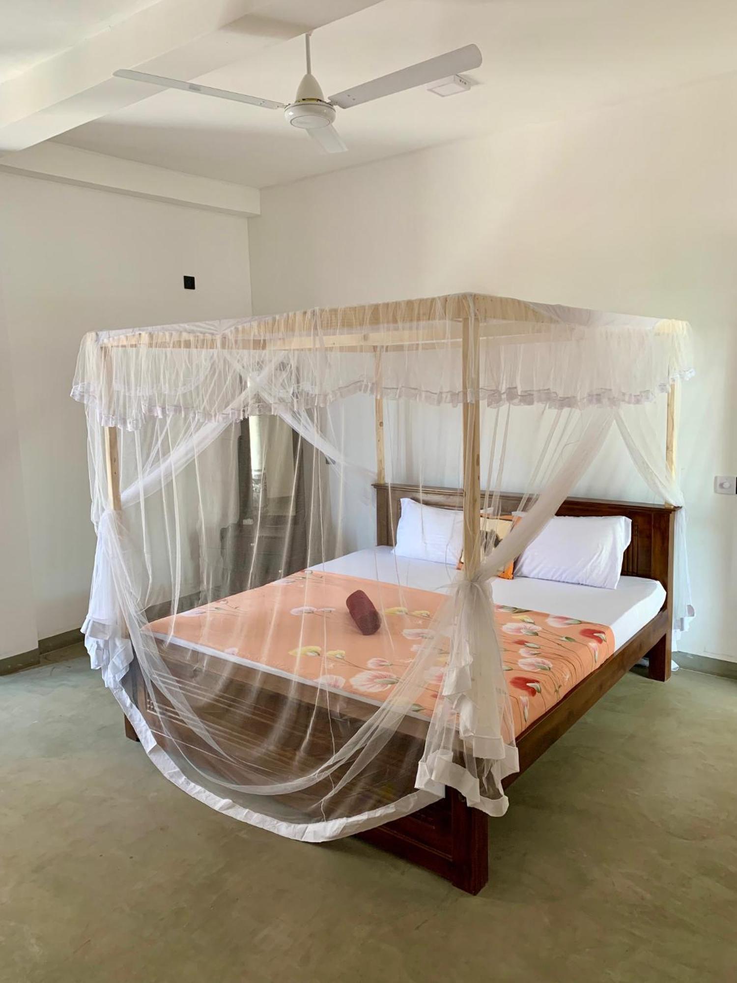 Appartamento Mrmango Weligama Esterno foto