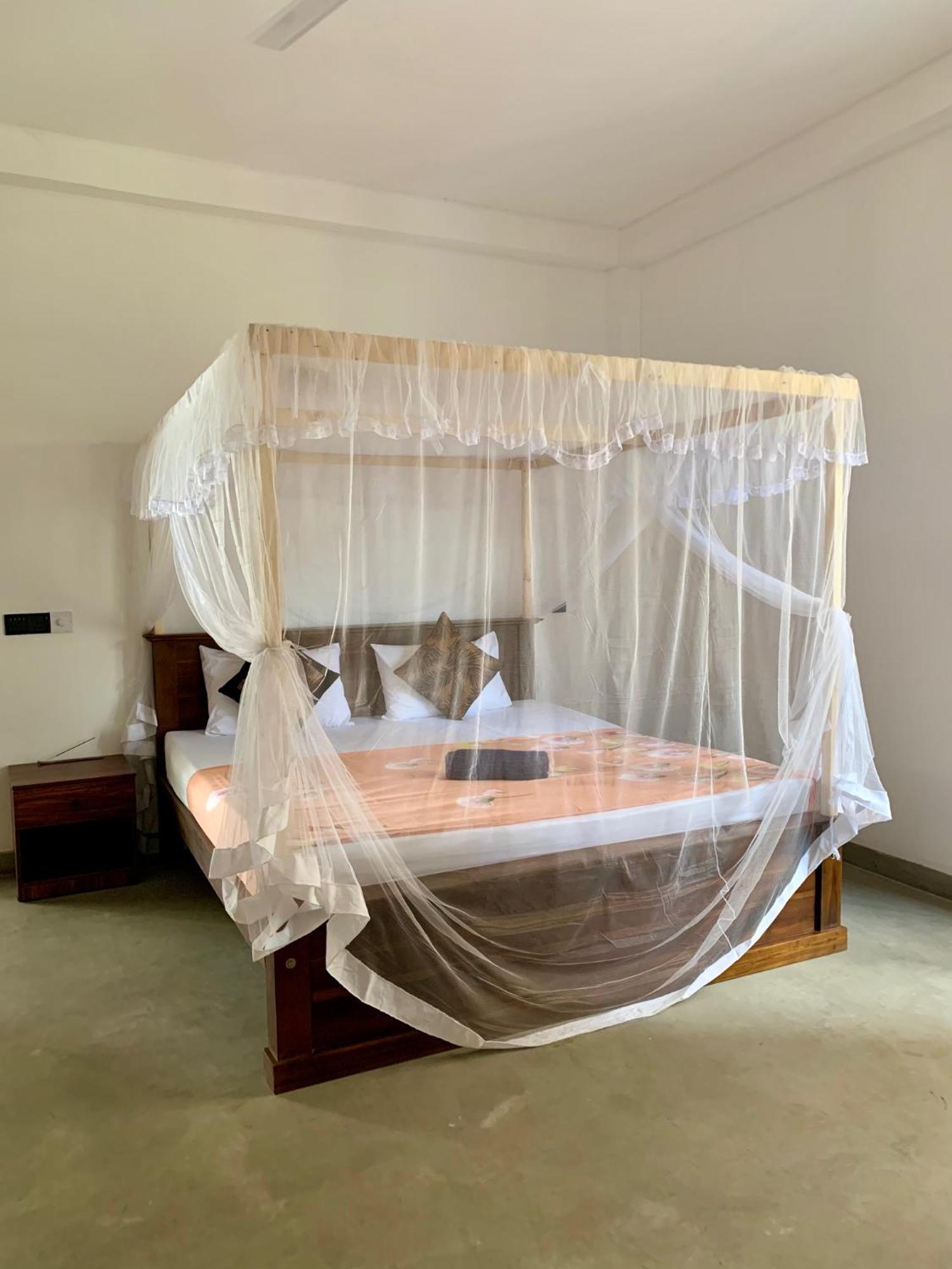 Appartamento Mrmango Weligama Esterno foto