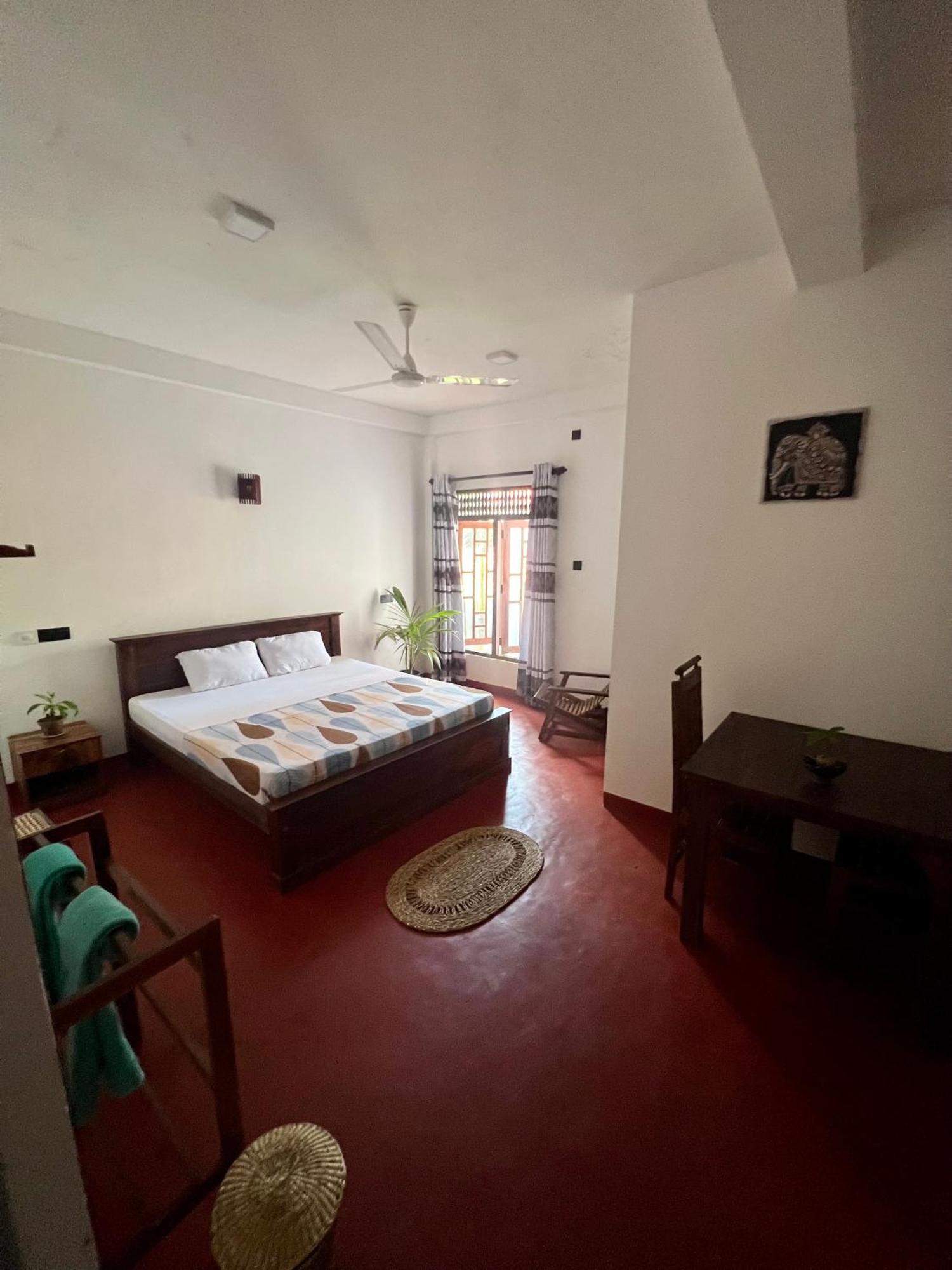Appartamento Mrmango Weligama Esterno foto