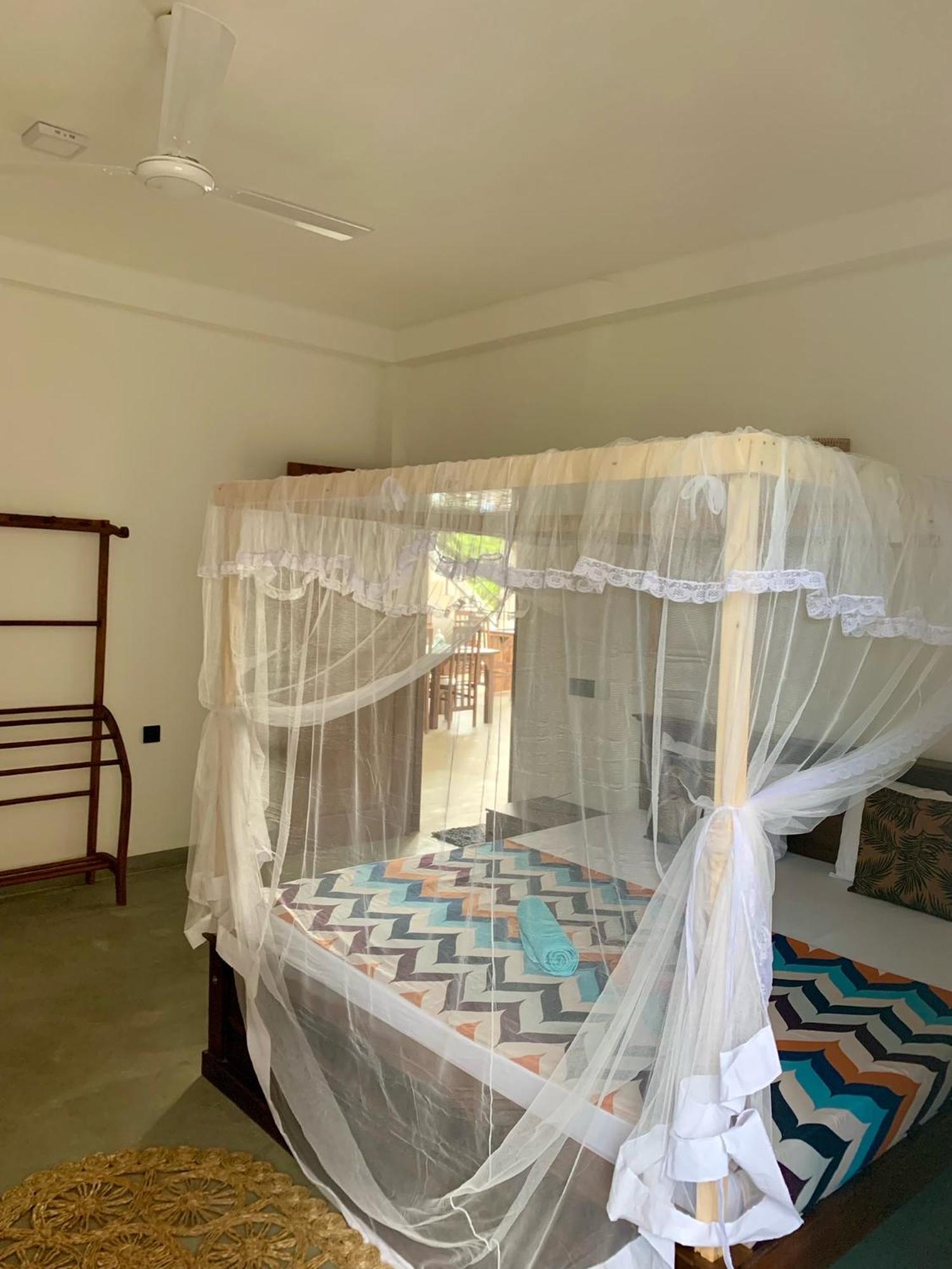Appartamento Mrmango Weligama Esterno foto