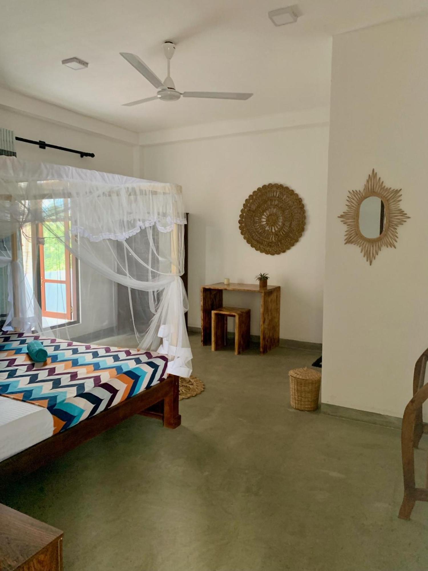 Appartamento Mrmango Weligama Esterno foto