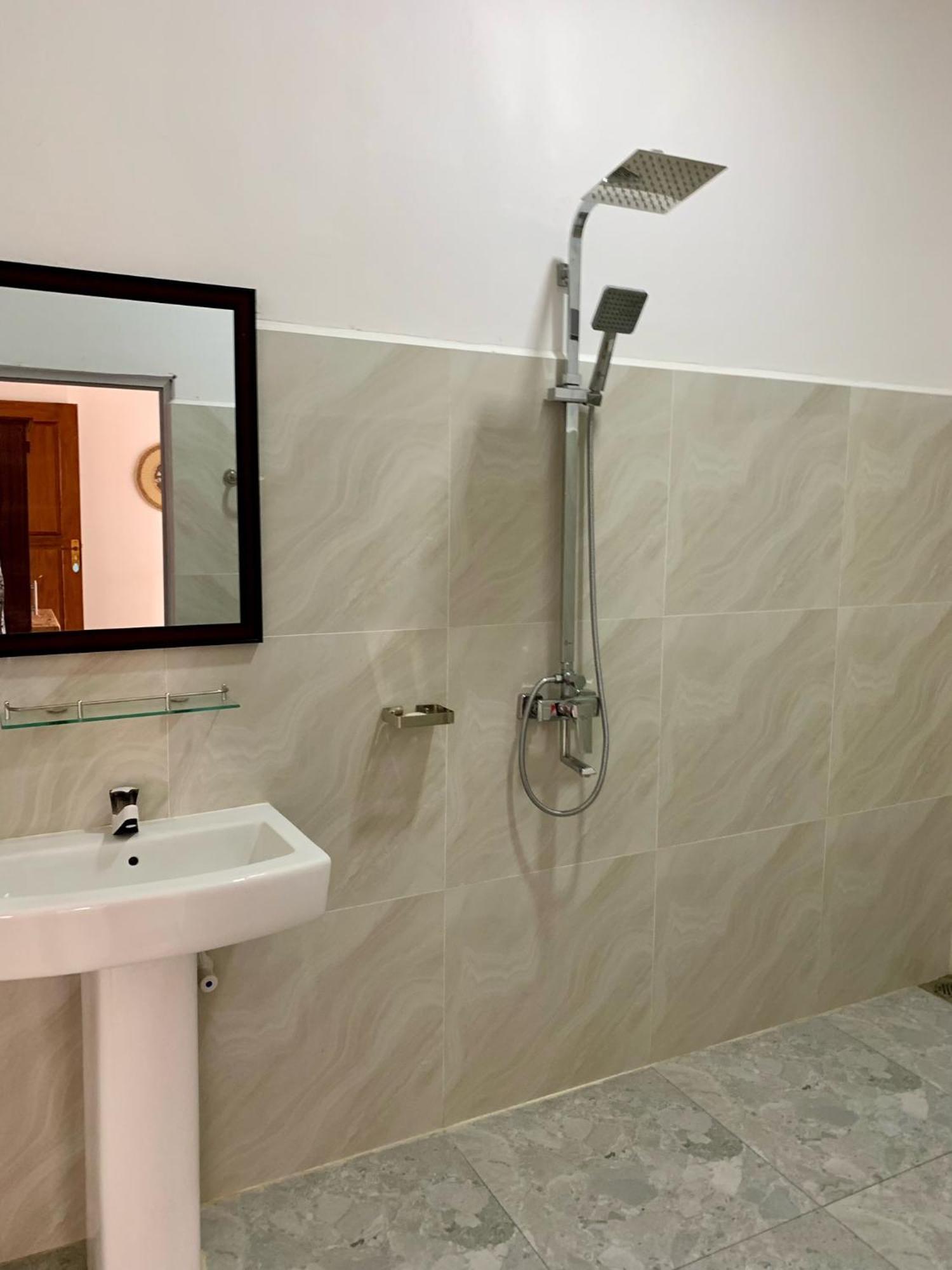Appartamento Mrmango Weligama Esterno foto