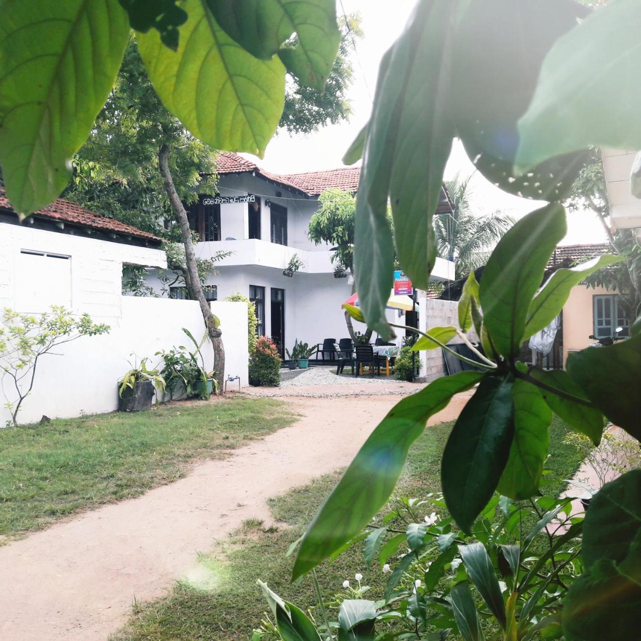 Appartamento Mrmango Weligama Esterno foto